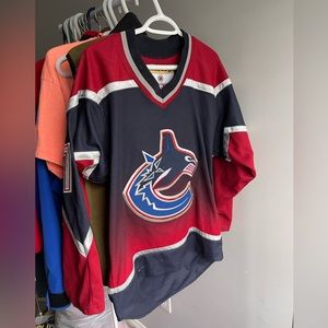 Vancouver Canucks Morrison Jersey